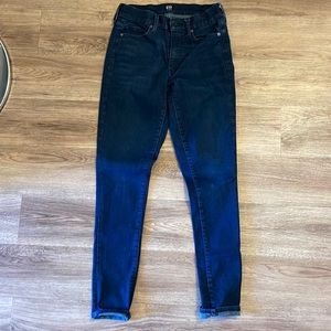 Gap true skinny jeans dark wash